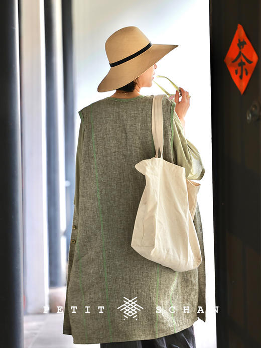 PETIT SCHAN小闪 CLO#494 water hyacinth 池塘里的布袋莲 色织亚麻棉明线无袖长款马甲 商品图3