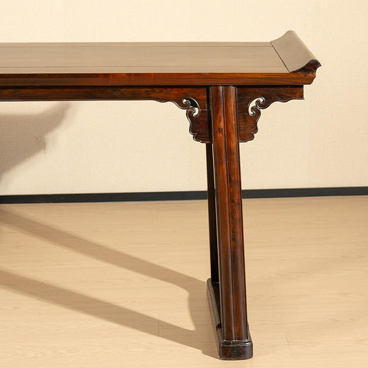 清代 红木夹头榫如意云纹翘头案 商品图3