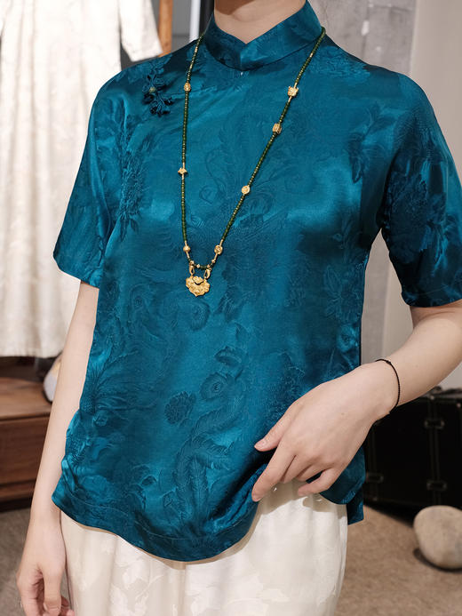 盛唐婧 |蝴蝶盘扣凤戏牡丹上衣-蓝色 商品图1