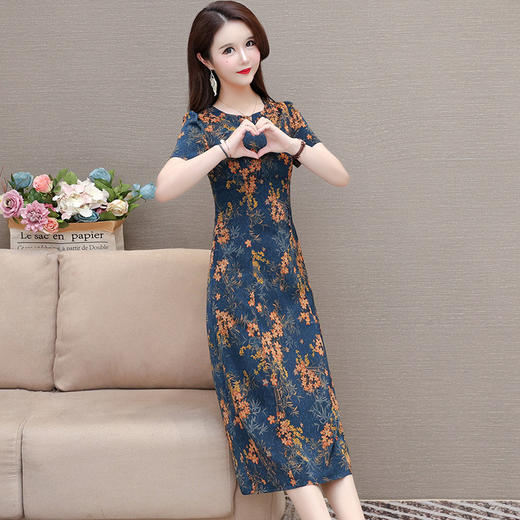 短袖时尚中长款，复古改良A字裙QYM- KED-H1808-Y 商品图1