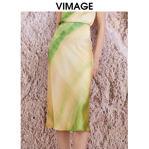 VIMAGE纬漫纪夏季新款晕染a字显瘦高腰半身裙V2106723 商品图5