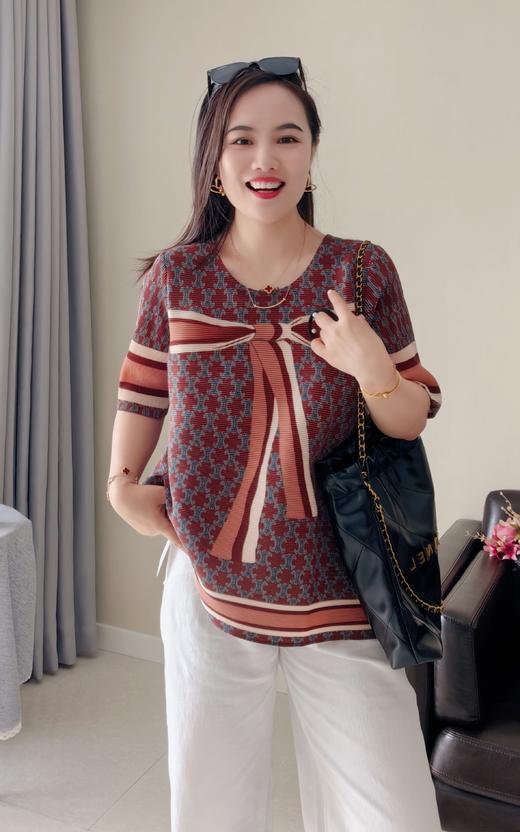 蝴蝶结三宅小A显瘦衫 商品图1