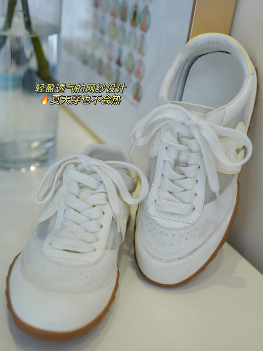 暴走运动不累脚！炒鸡柔软的夏季新款透气网面德训鞋！花粉好评不断的德训鞋！3.5cm跟高平稳好走！内里全羊皮360度包裹，JI致柔软舒服透气，Q弹脚感，防滑防震平稳好走！兼具时髦与舒适！ 商品图1