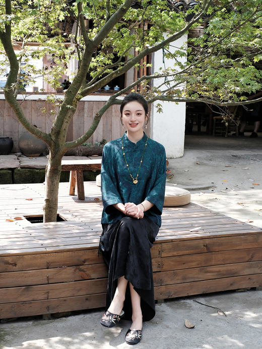 盛唐婧 |真丝宋锦发财树对襟上衣 商品图11