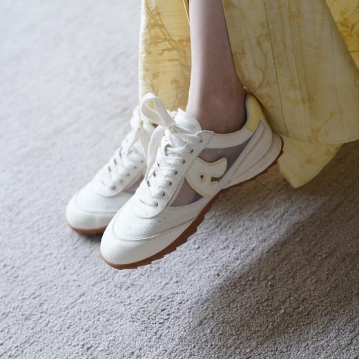 暴走运动不累脚！炒鸡柔软的夏季新款透气网面德训鞋！花粉好评不断的德训鞋！3.5cm跟高平稳好走！内里全羊皮360度包裹，JI致柔软舒服透气，Q弹脚感，防滑防震平稳好走！兼具时髦与舒适！ 商品图4