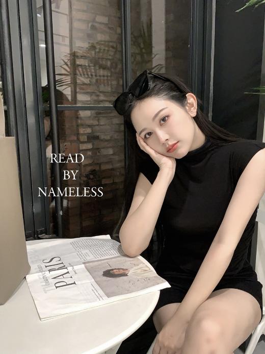 Read Nameless /黑色超弹坎肩T+侧拉链收腹黑色牛仔短裤 商品图2
