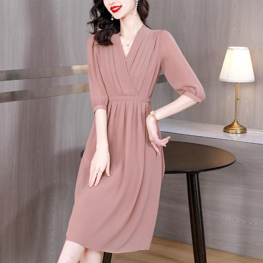 HT-9109粉色法式连衣裙新款名媛气质显瘦长裙时尚高级感减龄中长裙 商品图0