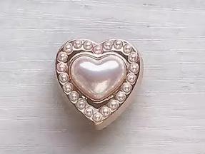 Crocs饰品智必星质感金色珍珠爱心10013392 商品图0