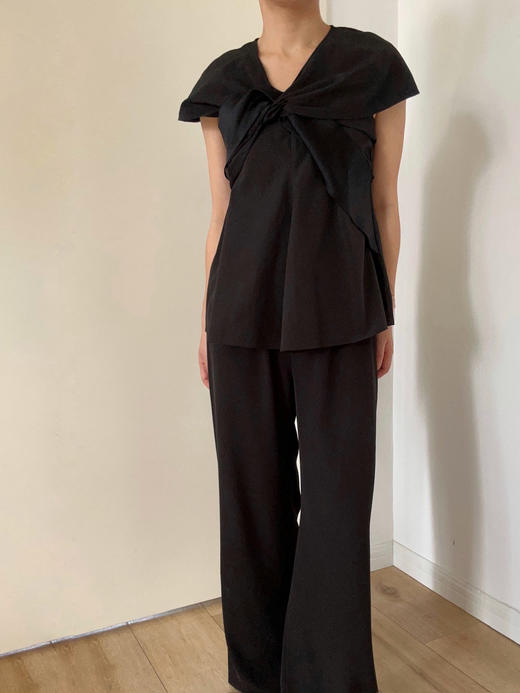 VC｜SS24056 Philou twist top [ 短袖  黑 / 白 ] 商品图7