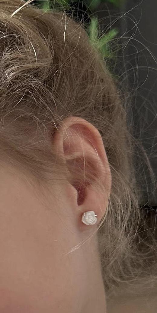 潘D拉纯银贝母玫瑰花耳钉 商品图0