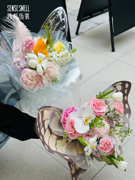 繁花B款——母亲节花束 商品图1