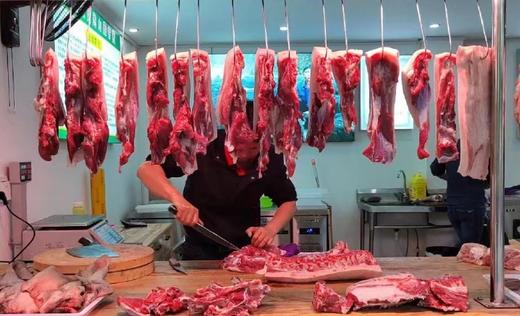 雪峰山藏香黑猪 检疫合格   整头100斤左右 30元/斤 根据实际重量称重  慢养365天肉质鲜香紧实脂香皮糯 商品图1