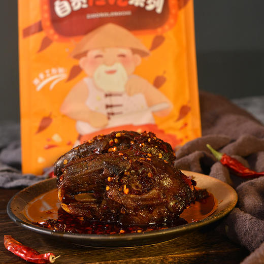 【吃了还想吃，冷吃香辣五香兔头】四川特色冷吃香辣五香兔头，麻辣鲜香口口嚼劲唇唇欲动，下酒休闲零食兔老爹食品开袋即食兔头办公室追剧零食QQ 商品图3