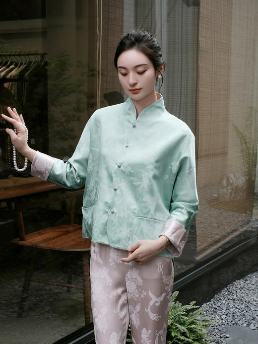 盛唐牡丹 |蝶恋花冠乐绉双面穿外套 商品图1