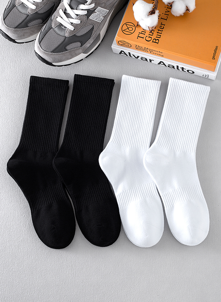 （58元/5双）薄款运动潮流中筒袜MC7027