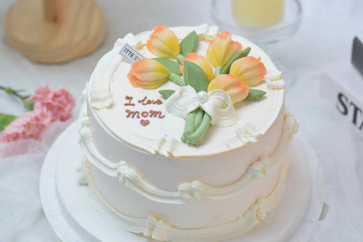 【花韵年华】动物奶油、新鲜水果、糯米蛋糕胚；送给母亲，愿母亲的笑容如鲜花般绚丽多彩，祝母亲节日快乐~ 商品图2