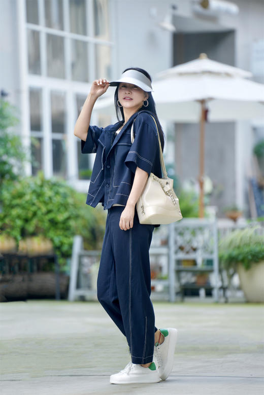 热销现货 安诺9【5.4%莱赛尔4.6%亚麻】撞色明线连帽外套LXWG2044 商品图12