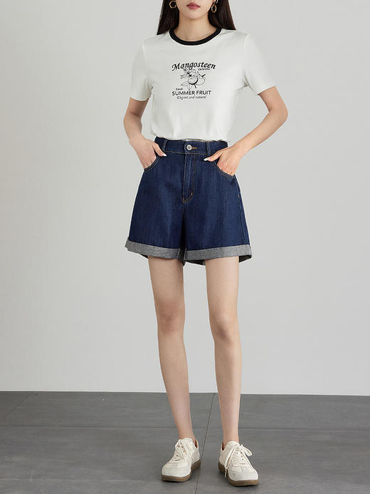 【专属特价】熙世界凉感天丝四分牛仔裤女2025夏季新款高腰三分卷边直筒短裤 商品图1