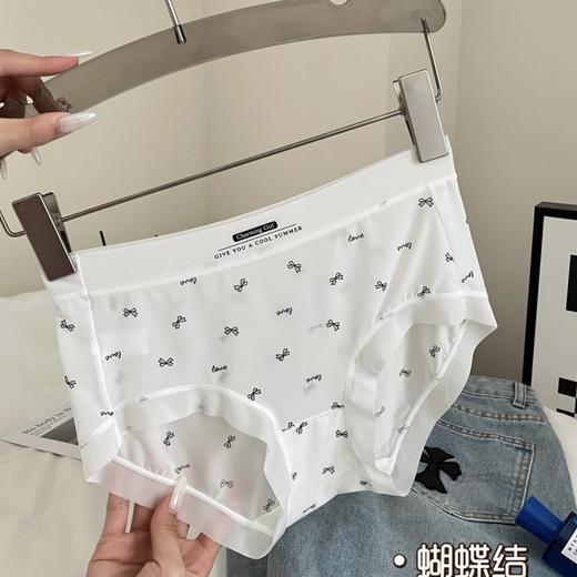 7A抗菌印花冰丝无痕内裤 超薄女中腰蚕丝抑菌裆部少女速干面膜三角裤2034# 商品图7