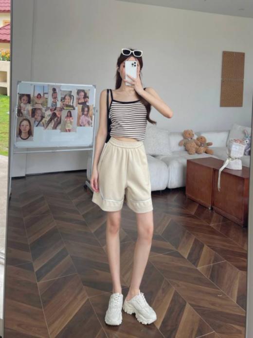 🎈【骆柒柒奶油系•云朵小标短裤8066】✅ 自带空气层面料❗️柔软级的天花板 ✅ 高腰、阔腿、简单素净的款一点也不挑人🔥 商品图2