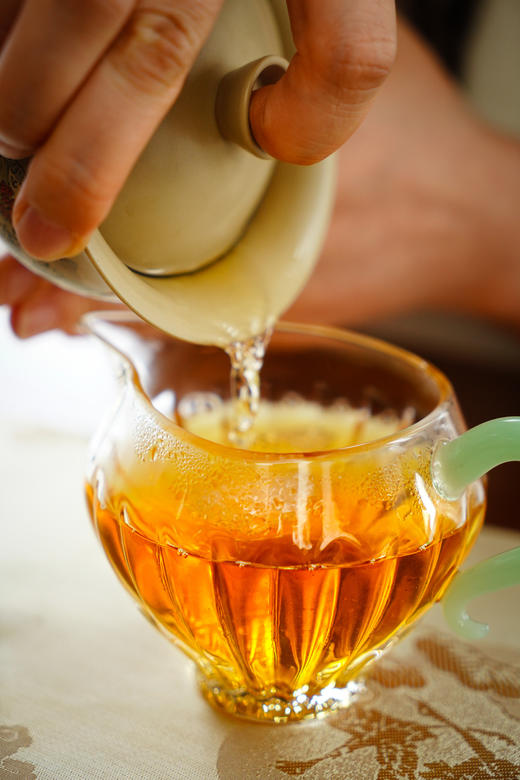 比薄荷塘还好喝！【2015哆依树】老生茶 --易武森林高杆之王！来自原始森林的奇香奇韵！ 商品图7