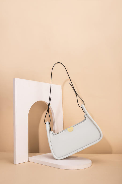 PIERRE CARDIN时尚斑马纹腋下包真皮单肩包 商品图5