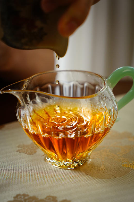 比薄荷塘还好喝！【2015哆依树】老生茶 --易武森林高杆之王！来自原始森林的奇香奇韵！ 商品图10