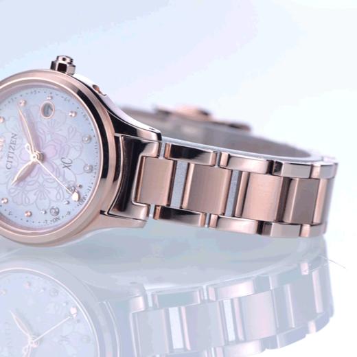 西铁城光动能电波女表舒博™钛镀樱花粉色ES9497-88X 商品图4