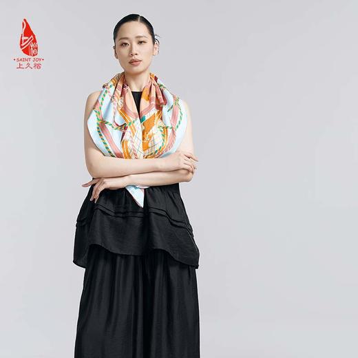 SAINTJOY/上久楷真丝方巾 双面印花真丝方巾  革兰蔻  FJS23070 商品图4