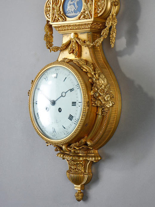 独角鹿西洋古董1880年代法国出品路易十六风格铜鎏金装饰嵌韦奇伍德瓷板晴雨表挂钟 商品图1