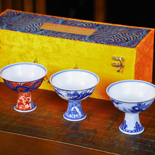 《三足鼎立·帝王龙杯》 中国景德镇御器研究院出品 “当代督陶官”阳士琦监制 宣德青花+矾红 商品图6