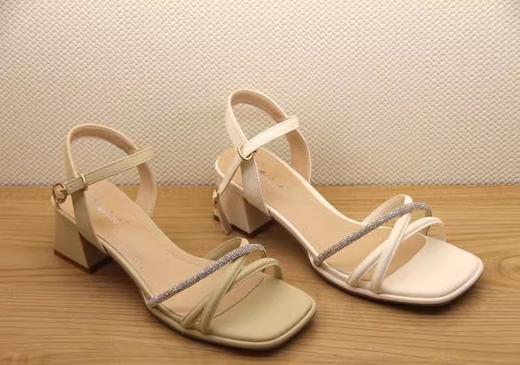 豪行2023年夏23230138超软后跟不磨脚真皮女凉鞋 商品图2