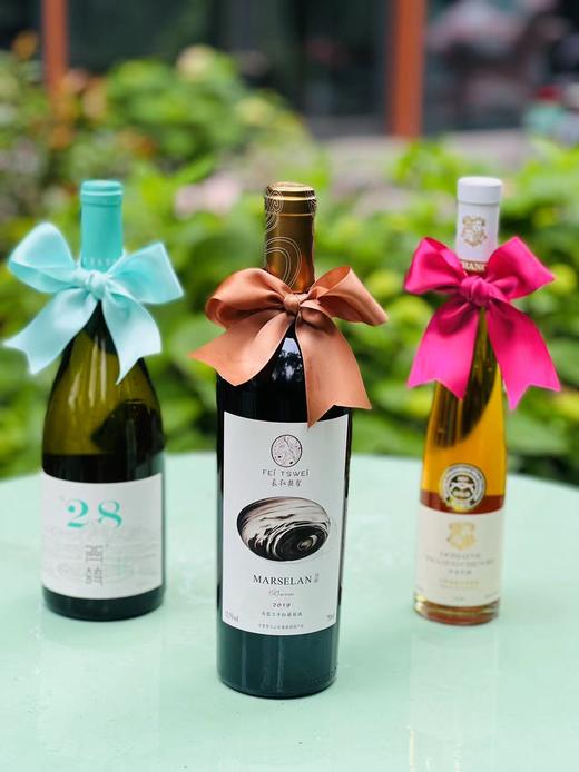 红白葡萄酒尊享礼盒| 中国最佳甜葡萄酒”“最华北最佳葡萄酒”、中国年度最佳白葡萄酒” 中国最具性价比葡萄酒”、中国年度最佳葡萄酒”，最佳宁夏产区葡萄酒” 中国年度最佳红葡萄酒” 最佳马瑟兰品种葡萄酒 商品图4