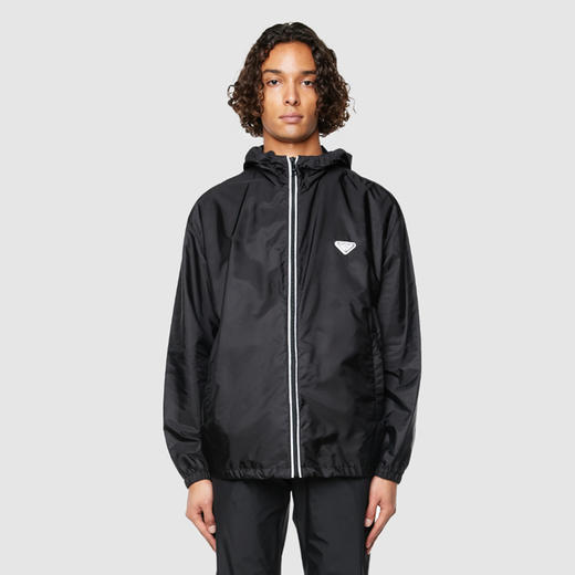 PRADA 普拉达 男士三角徽标刺绣再生尼龙 Piuma 夹克外套 黑色 SGC530 1WQ9 F0967 商品图0