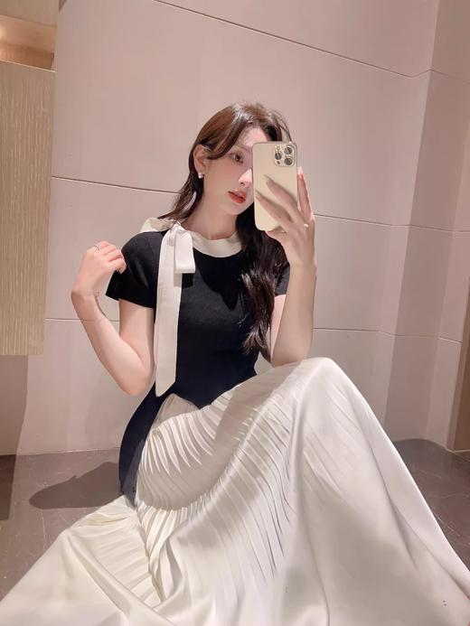 张心子【假日甜心】度假风仙气挂脖收褶吊带背心女夏季法式雪纺衫 U2404076 商品图11