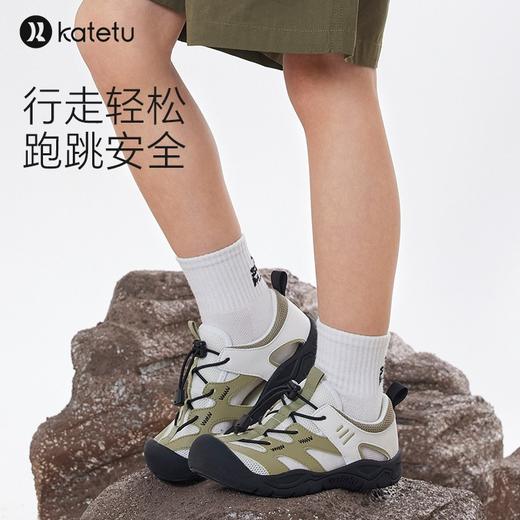 【包头皮凉鞋】卡特兔女童凉鞋夏季皮凉鞋2024年童皮鞋男儿童鞋包头鞋软底松紧X4BF012 商品图3