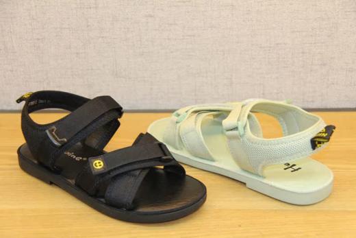 21278012运动凉鞋女休闲平底鞋 商品图2