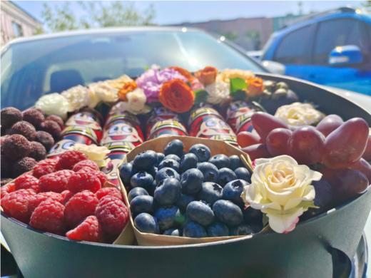 旺仔鲜花水果礼盒 商品图0