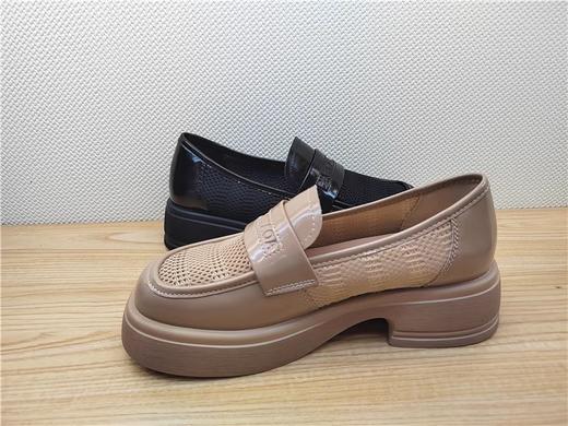 23201871豪行夏季新款真皮休闲低跟打孔女鞋凉鞋皮鞋 商品图3