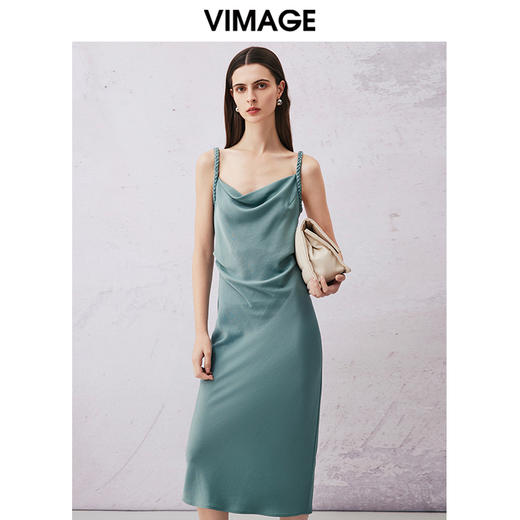 VIMAGE纬漫纪夏季新款气质慵懒荡领修身显瘦吊带连衣裙V2107733 商品图0