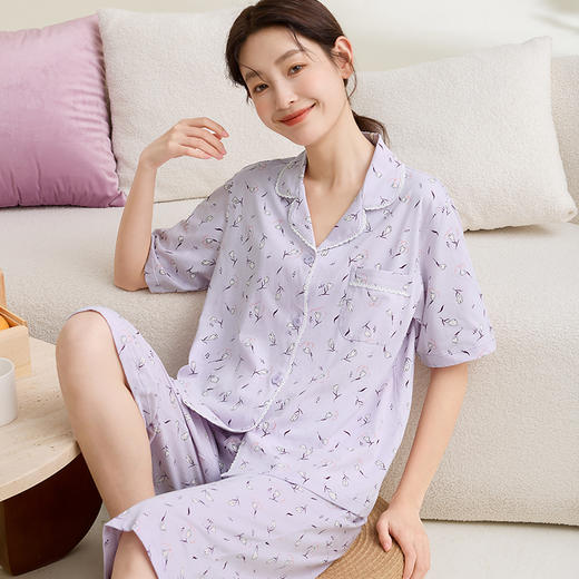 康妮雅女式短袖中裤开襟套装 商品图0