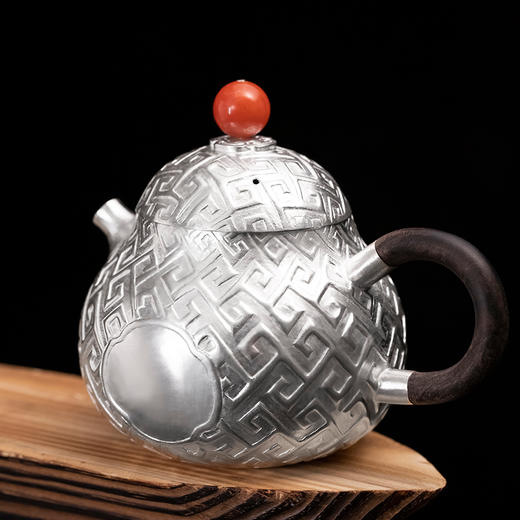 故宫博物院 梨形回纹小茶壶 商品图5