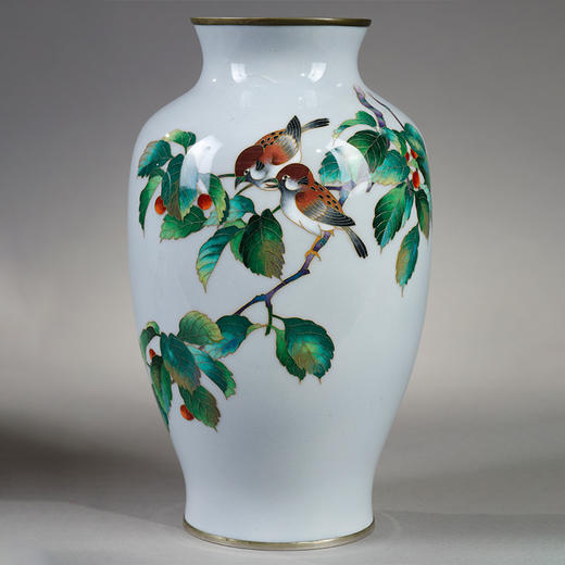 独角鹿西洋古董1910年代日本明治时期出品「離支伯趙」传统花鸟主题七宝烧花瓶一对 商品图1