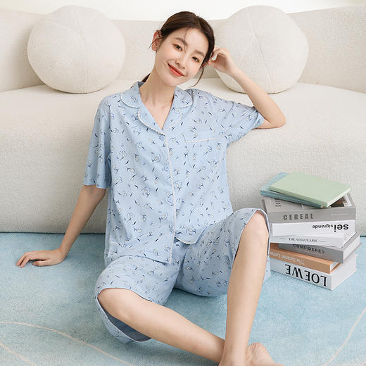 康妮雅女式短袖中裤开襟套装 商品图1