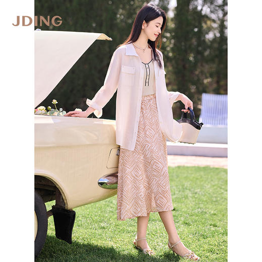 【商场同款】CJSJ509 “ 田园印花半裙 ” 深浅杏米配色的几何线条 现代动感 小A裙型 后腰松紧设计穿着舒适 商品图7