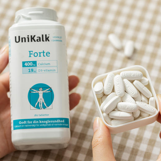 UniKalk中老年人钙片|配方纯净，无香精、无糖精，每颗钙含量400mg，老年人更好吸收 商品图0