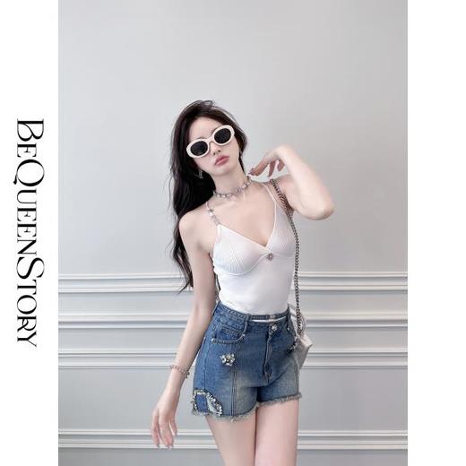 BeQueenStory【山茶海岸】舒适凉爽透气肌理感针织双曲纱线吊带背心 商品图2