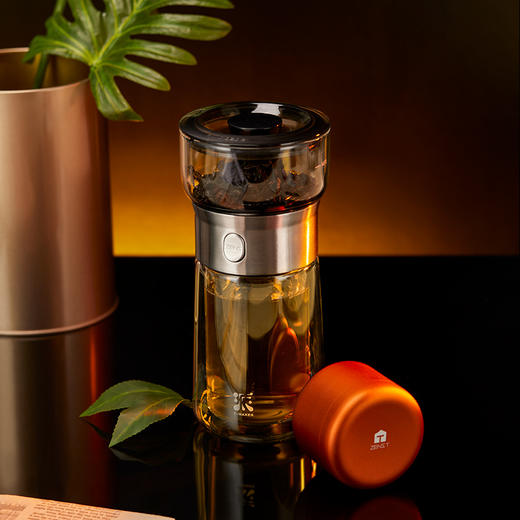 哲品丨派杯 派.T-MAKER 玻璃版 茶水分离 泡茶杯 玻璃杯 白色/黑色套装 270ml 商品图2