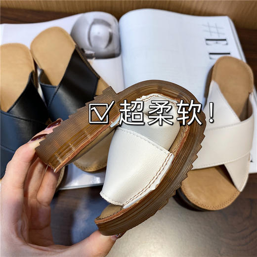 雀说夏日BI备 软超！任意折牛皮交叉平底拖鞋女凉鞋女平底拖鞋ALA40163 商品图1