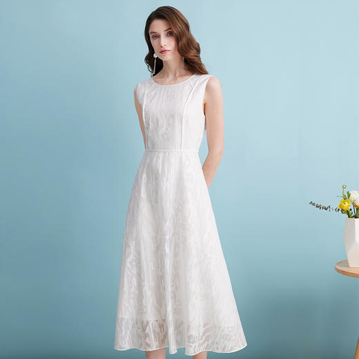 EITIE爱特爱夏季新款时尚减龄无袖修身A字连衣裙7407153 商品图2